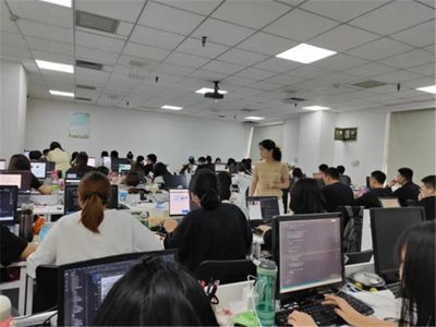 身邊的好老師 | 西安培華學院六位教師榮獲師德先進個人稱號